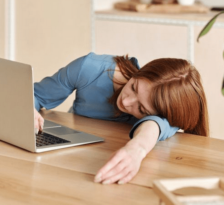 Why Women Suddenly Feel So Tired After 40 (And What’s Actually Happening)